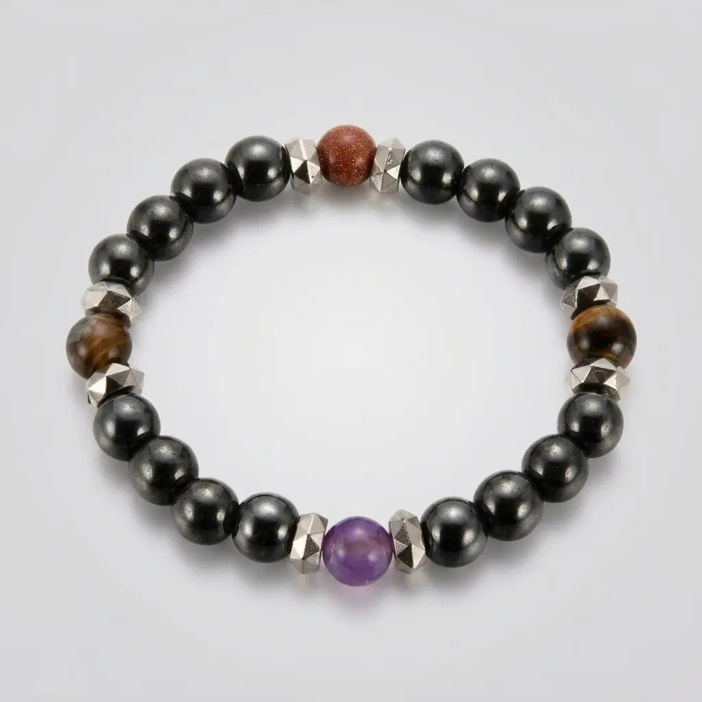 Bracelet homme Kynstone en hématite naturelle avec améthyste et pierres premium.