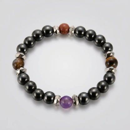 Bracelet homme Kynstone en hématite naturelle avec améthyste et pierres premium.