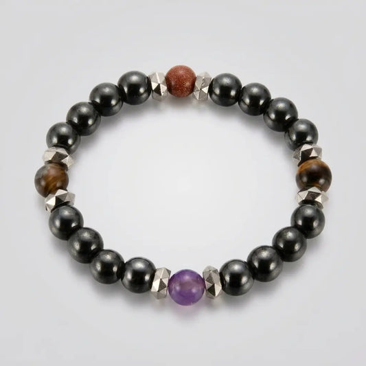 Bracelet homme Kynstone en hématite naturelle avec améthyste et pierres premium.